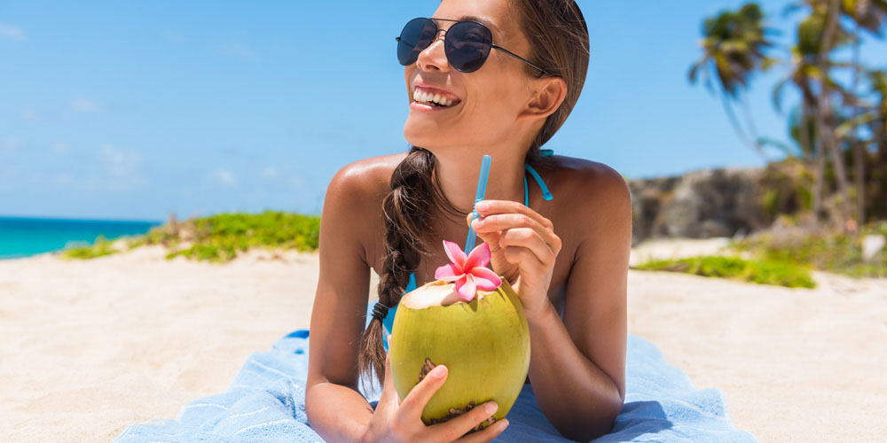 Vacanze ai tropici? Occhio a cosa mangi e bevi