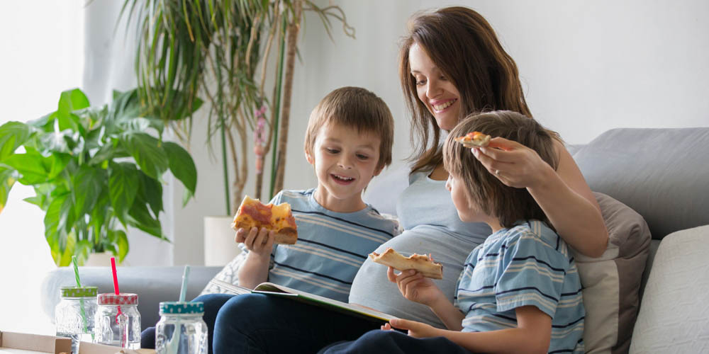 Oggi non mangiare per due anche se sei incinta