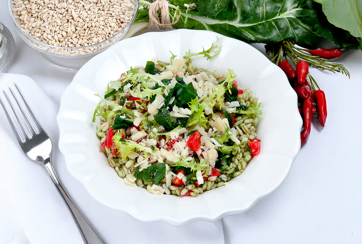 Insalata di orzo e bietole