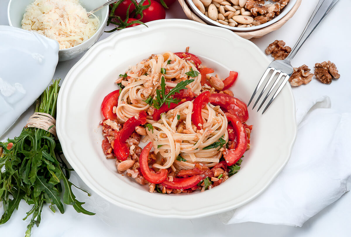 Linguine alla frutta secca