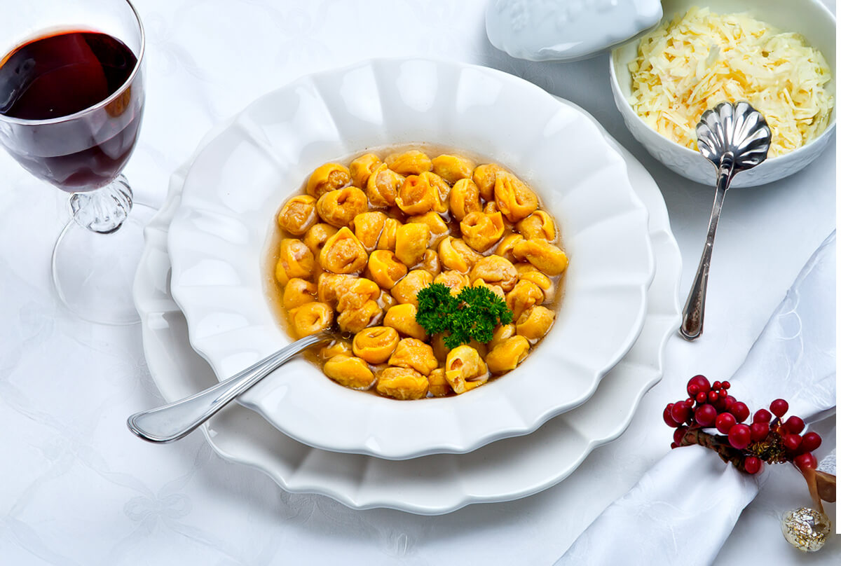 Tortellini in brodo